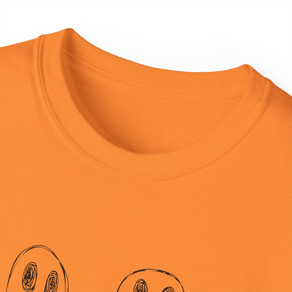 Howdoyoudood Ghostly Love Tee
